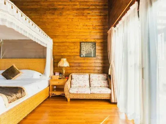 Хойчжоу: Coastal Hot Spring Resort