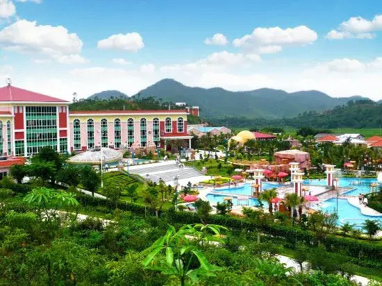 Хойчжоу: Coastal Hot Spring Resort