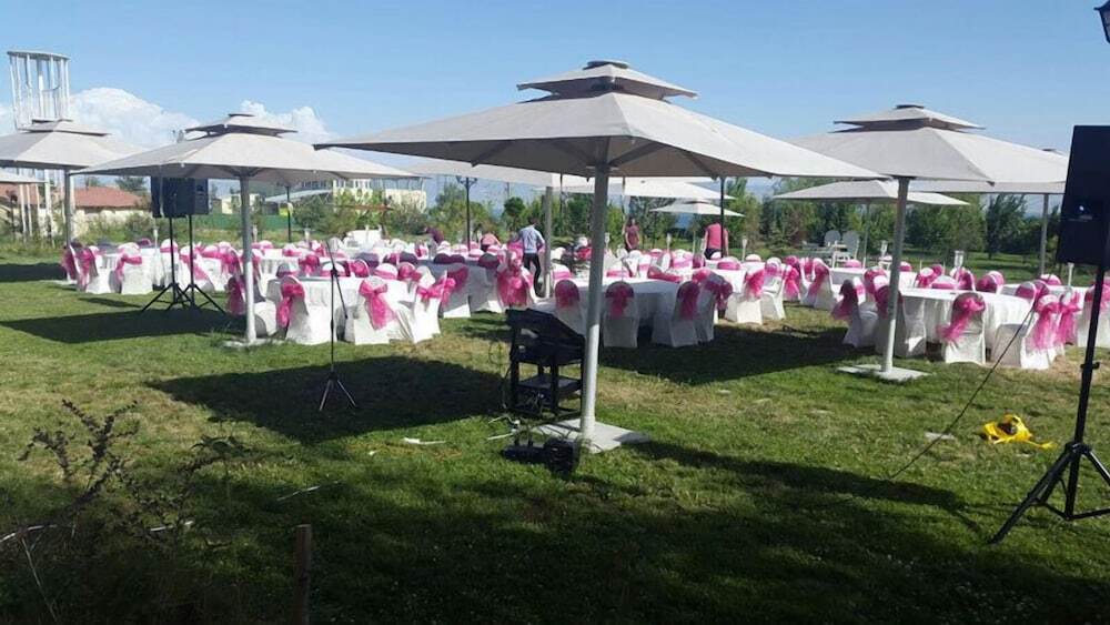 Эрчиш: Imer Suit Otel Spa