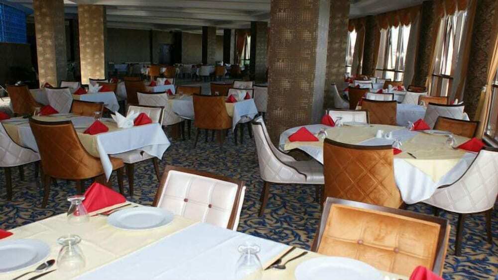 Эрчиш: Imer Suit Otel Spa