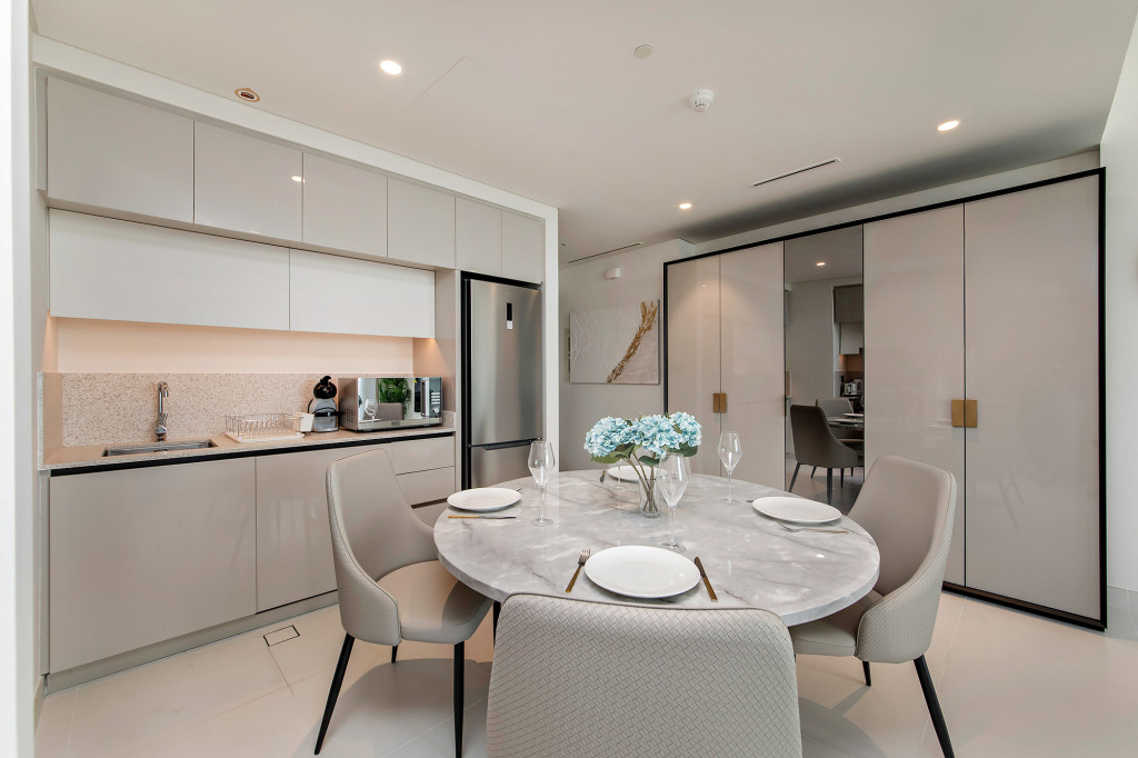 Дубай: Апартаменты Amazing 1BR in Marina Vista Emaar Beachfront