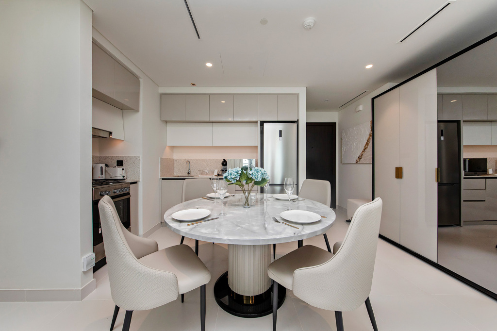 Дубай: Апартаменты Amazing 1BR in Marina Vista Emaar Beachfront