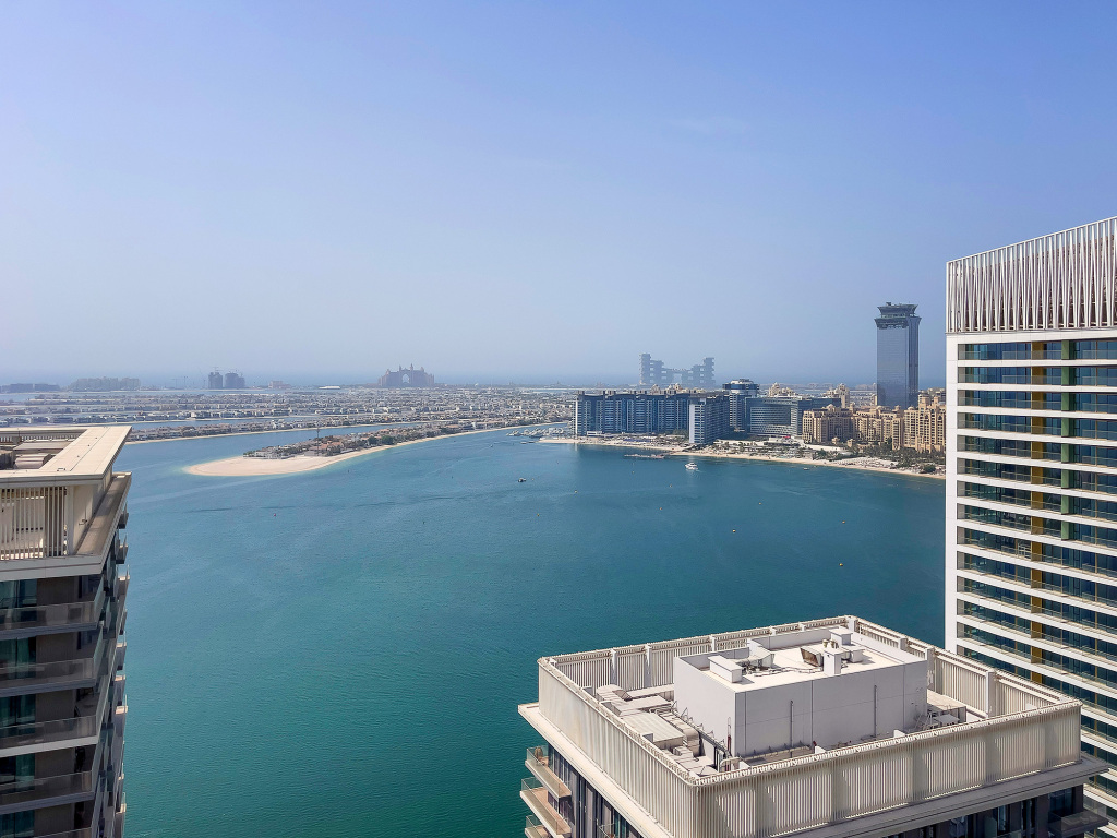 Дубай: Апартаменты Amazing 1BR in Marina Vista Emaar Beachfront