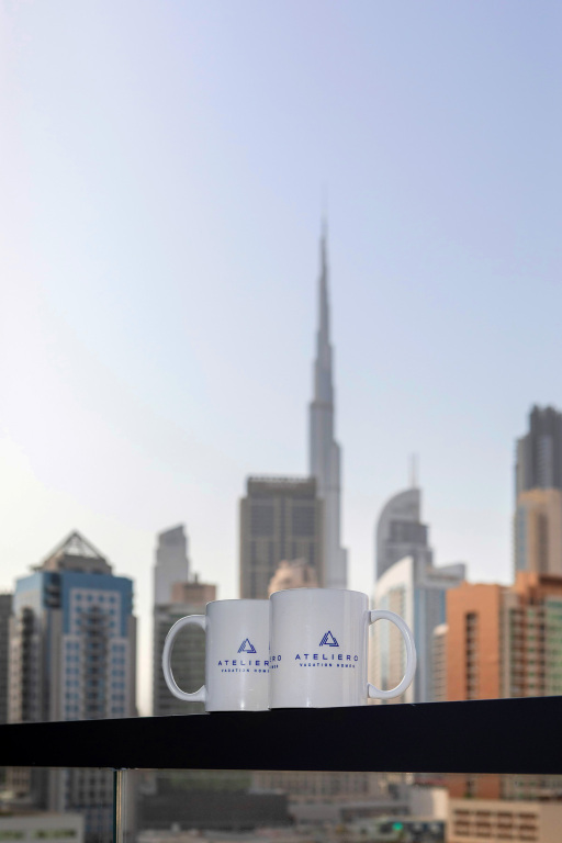 Дубай: Апартаменты Premium 1BR with Canal & Burj Khalifa view
