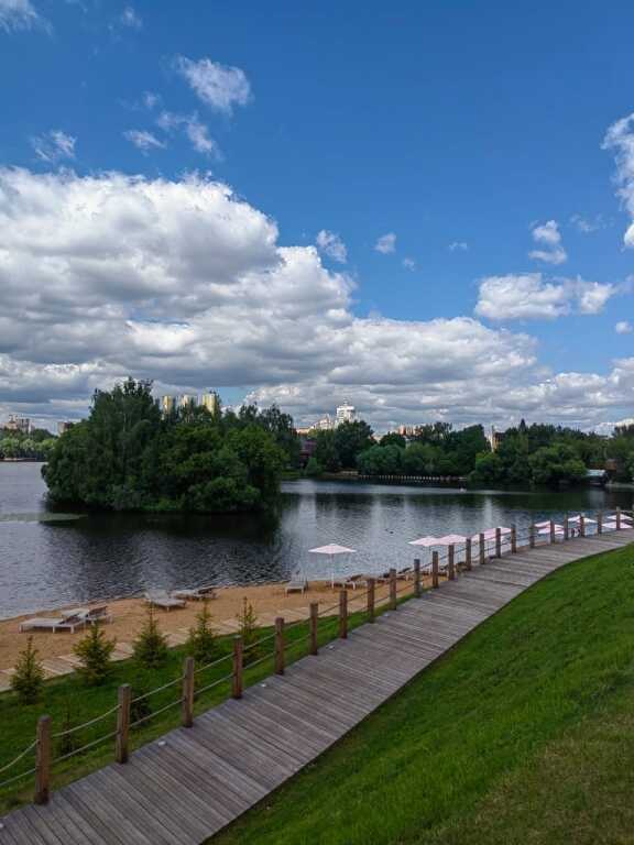 Москва: Апартаменты Уютная студия для двоих на улице Липовая Роща ЖК Спутник