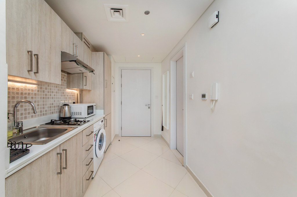 Дубай: Апартаменты Modern and Cozy Studio | Seven Palm Prime Location