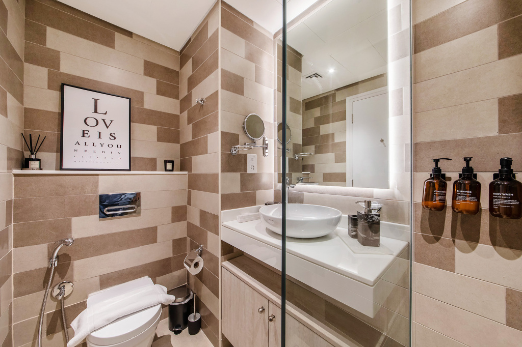 Дубай: Апартаменты Modern and Cozy Studio | Seven Palm Prime Location