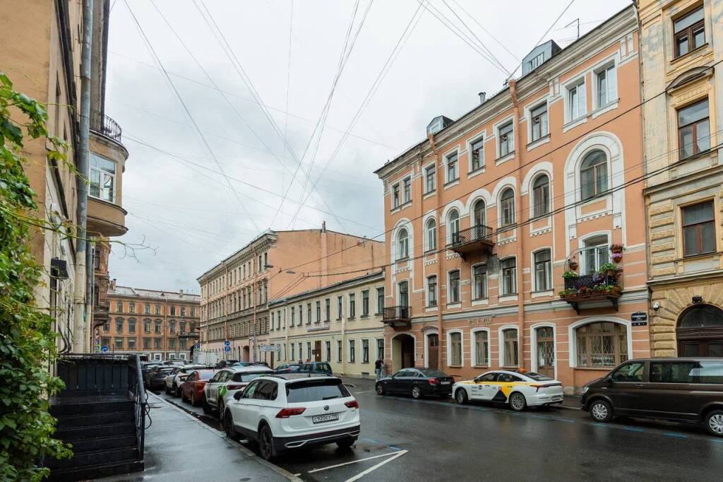 Санкт-Петербург: Квартира у Невского