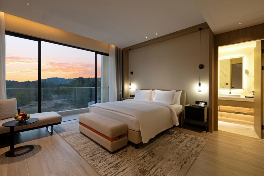 Тхаланг: Laya Resort Phuket Island