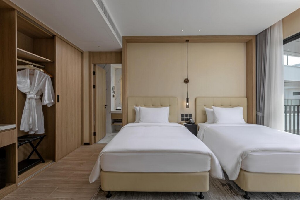 Тхаланг: Laya Resort Phuket Island
