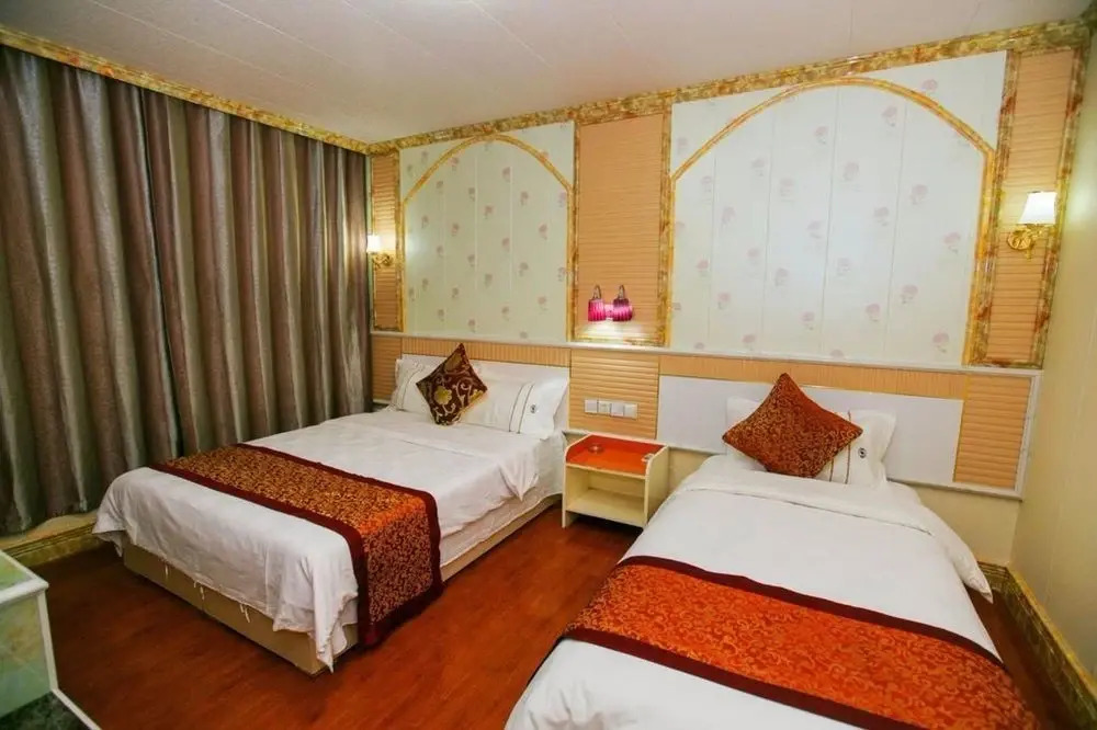 Цзинин: Qufu Yuanlin Hotel