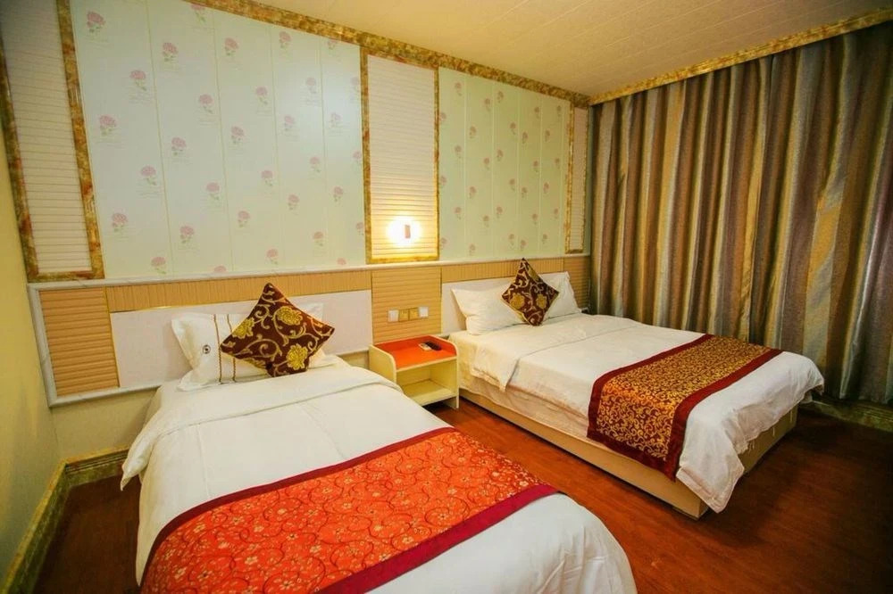 Цзинин: Qufu Yuanlin Hotel