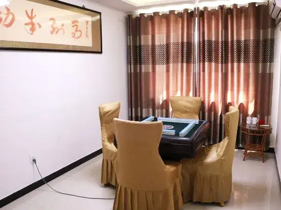 Цзинин: Qufu Lake Villa