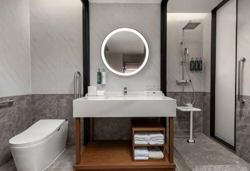 Синъи: Hilton Garden Inn Xingyi Wanfenglin