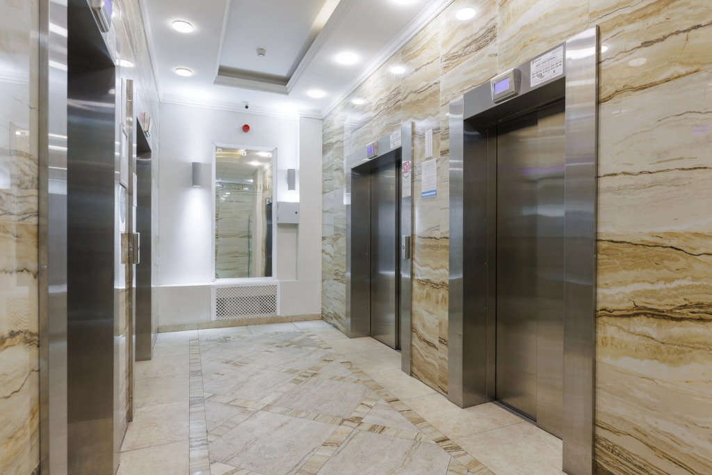 Санкт-Петербург: Апартаменты Sutki Rent на Будапештской