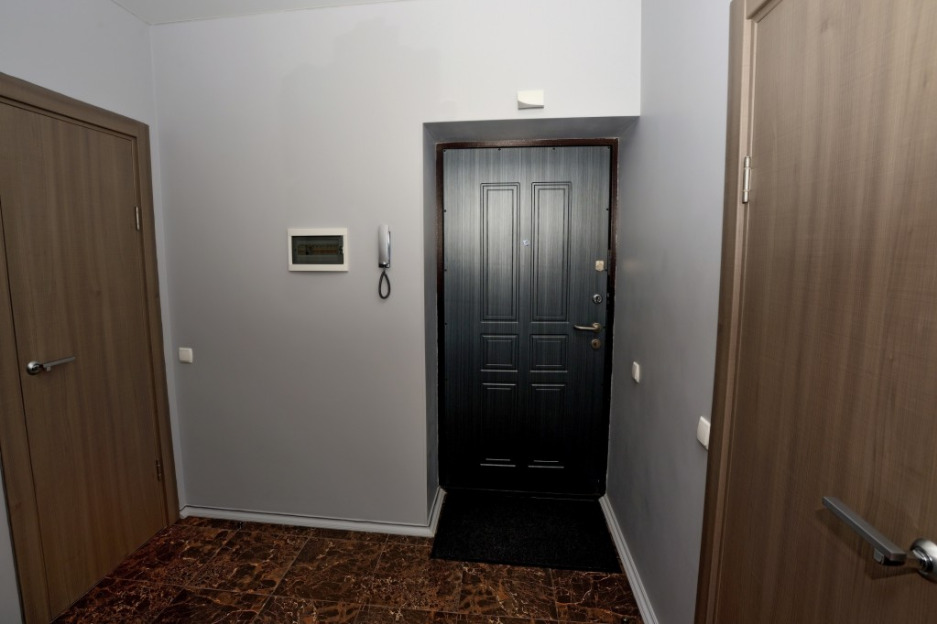 Саратов: Квартира 1-комнатная, 45 м², 7/10 этаж