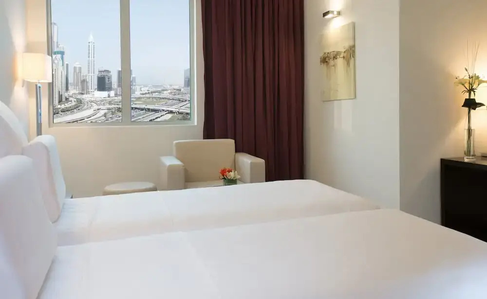 Pullman Dubai Jumeirah Lakes Towers - Hotel & Residence — фото 6