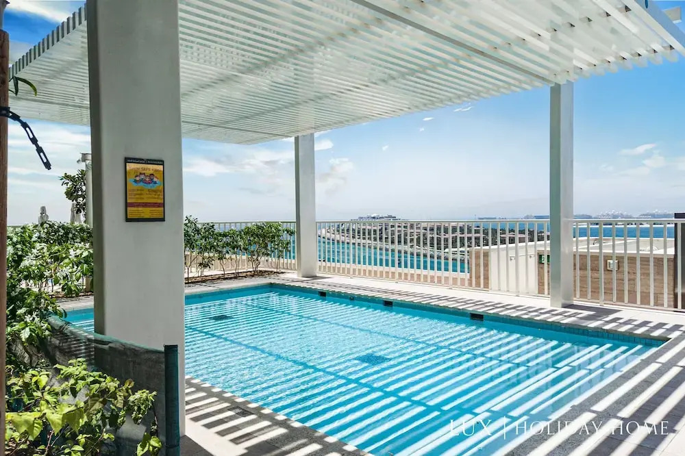 Дубай: LUX  The Luxury Sunspot Beach Suite