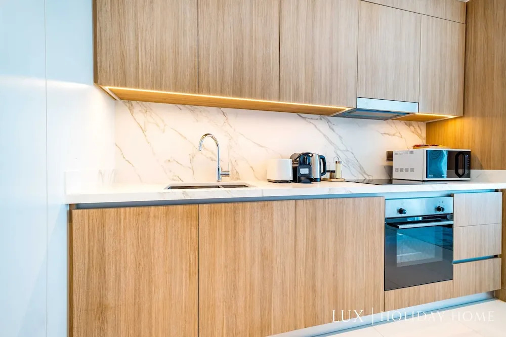 Дубай: LUX  The Luxury Sunspot Beach Suite