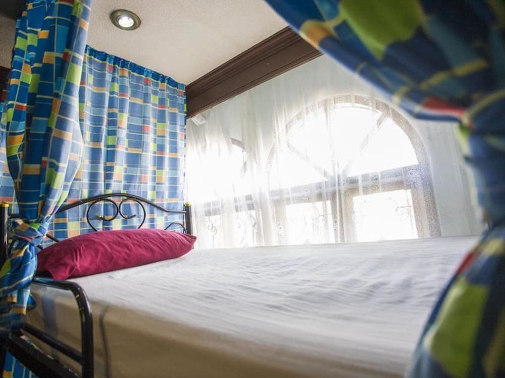 Бангкок: Mad Cow Hostel