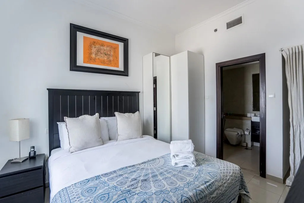 Дубай: Exceptional Apartment With Marina And Gulf Sea View