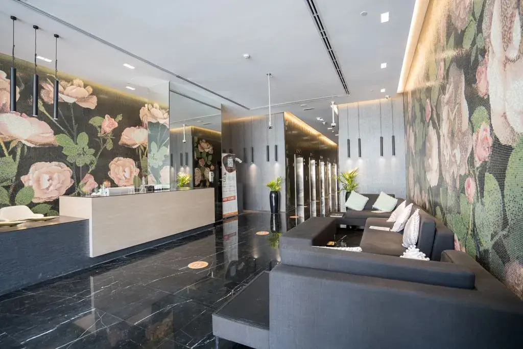 Дубай: Exceptional Apartment With Marina And Gulf Sea View
