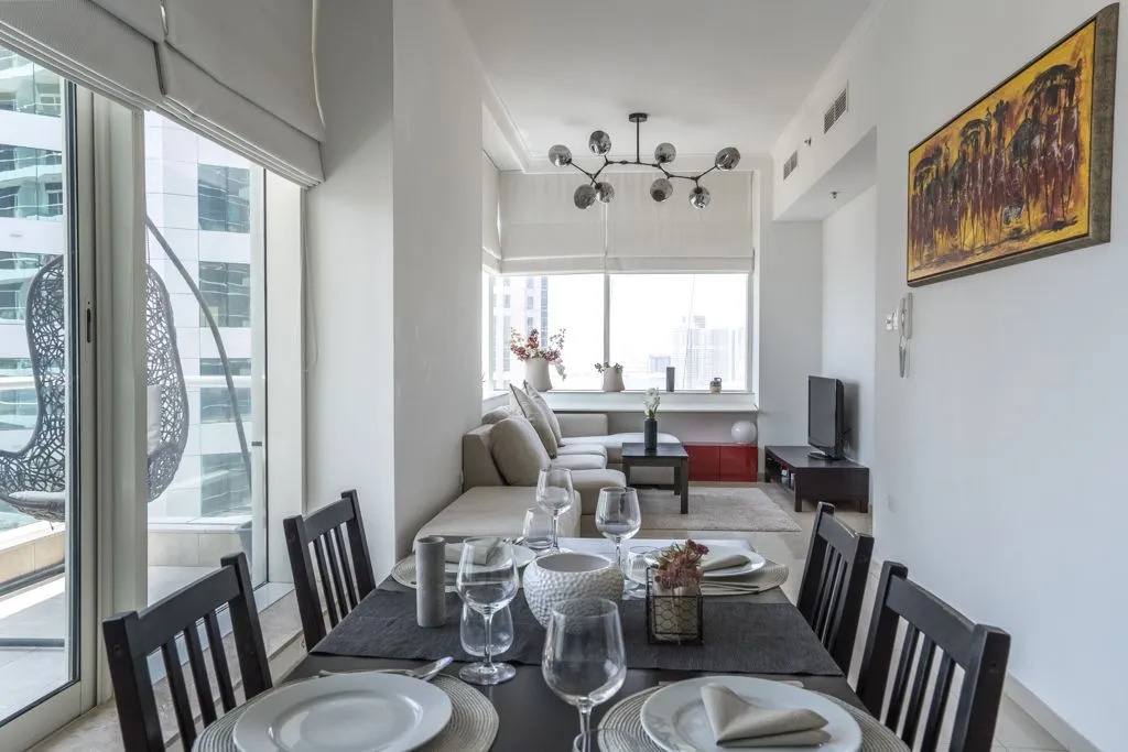 Дубай: Exceptional Apartment With Marina And Gulf Sea View