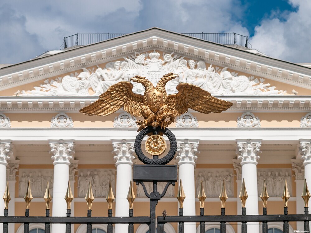 Санкт-Петербург: Apartments in Golden Triangle