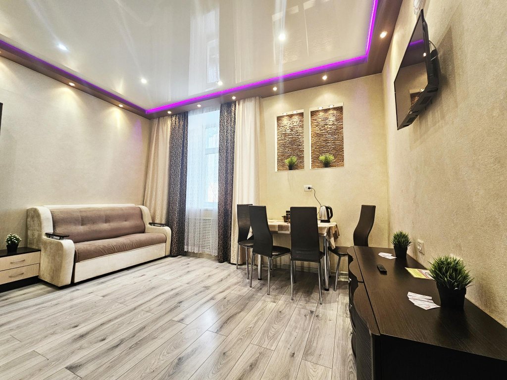 Новосибирск: Apartaments Novosibirska, st. Omskaya, 89