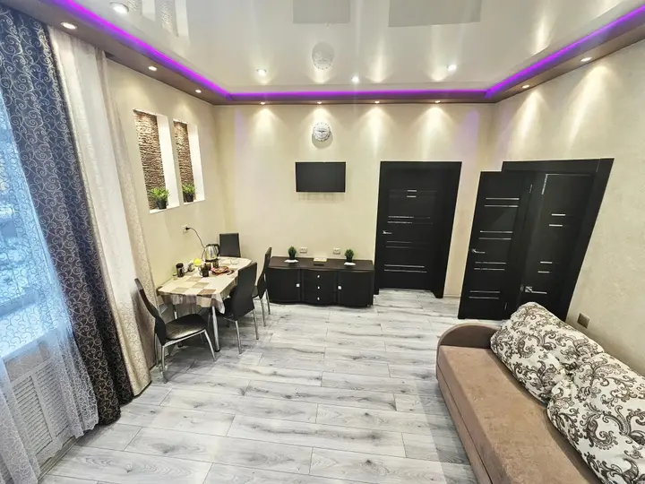 Новосибирск: Apartaments Novosibirska, st. Omskaya, 89