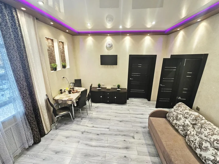 Новосибирск: Apartaments Novosibirska, st. Omskaya, 89