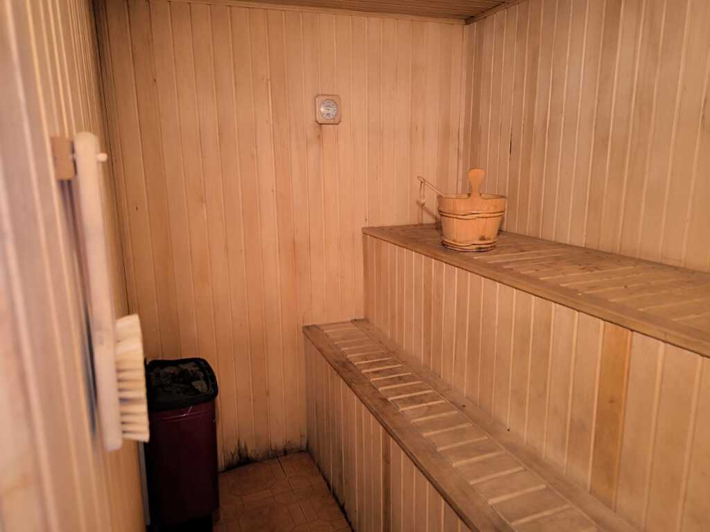 Калининград: Частный дом с бассейном, сауной и камином