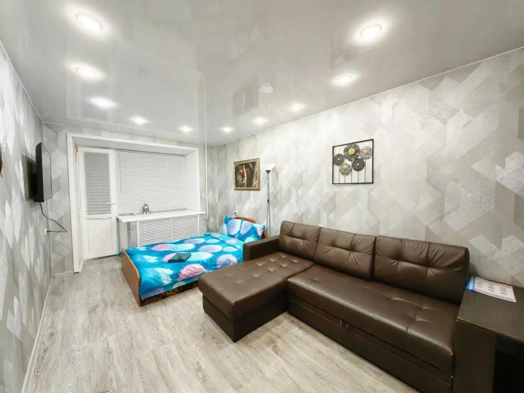 Северодвинск: Апартаменты LikeHome на Чехова 18