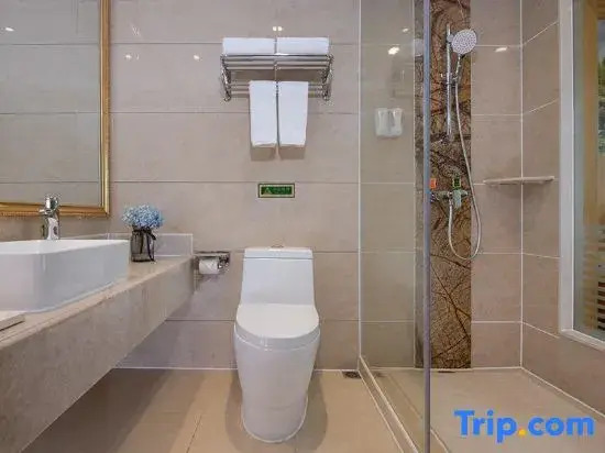 Бэйхай: Vienna Hotel Guangxi Beihai Yintan Wanda