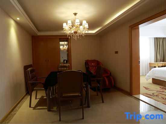 Бэйхай: Vienna Hotel Guangxi Beihai Yintan Wanda