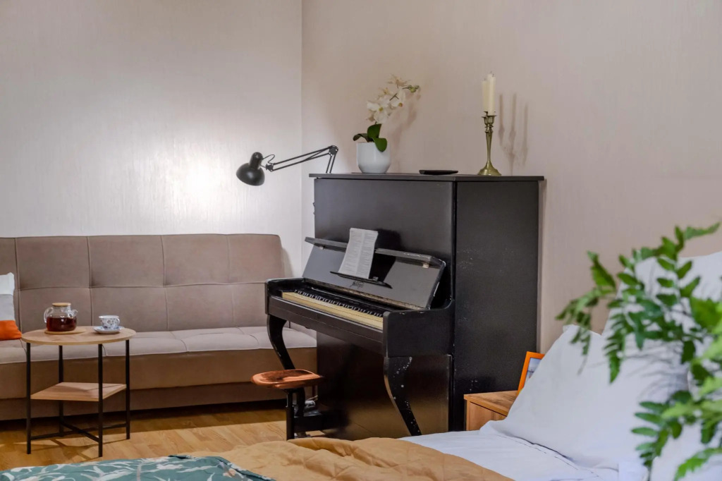 Пятигорск: Rooms Apartments (Румс Апартментс) на улице Московская 34