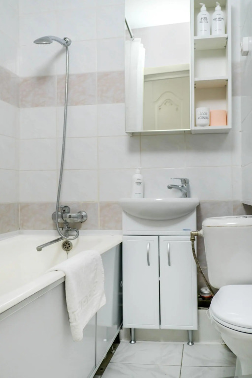 Пятигорск: Rooms Apartments (Румс Апартментс) на улице Московская 34