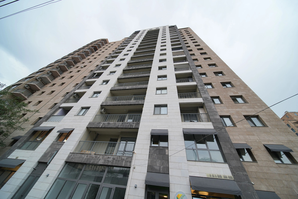 Ереван: Апартаменты Cozy 1-Bedroom Apartment with Balcony by Sweet Home