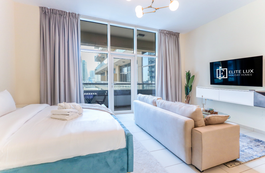 Дубай: Apartments Elite Lux Holiday Homes - Modern Comfort Studio in Business Bay
