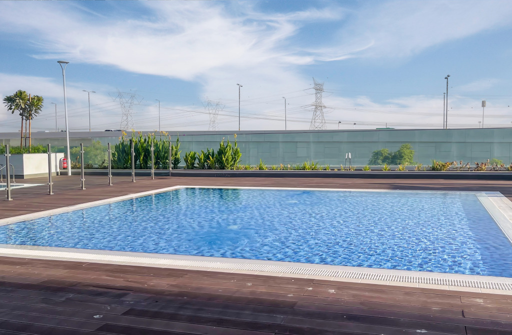 Дубай: Apartments Elite Lux Holiday Homes - Contemporary Comfort – Studio in Azizi Riviera