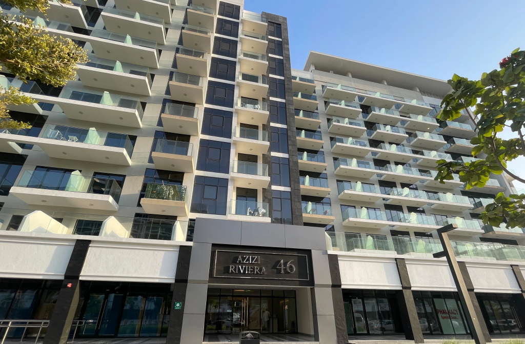 Дубай: Apartments Elite Lux Holiday Homes - Contemporary Comfort – Studio in Azizi Riviera