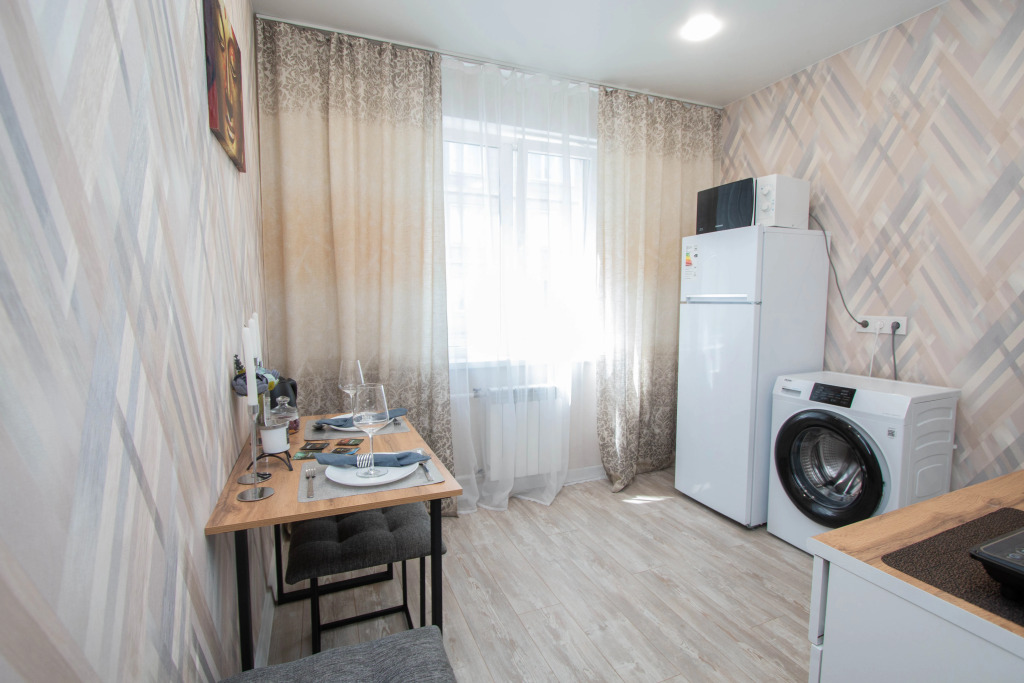 Новокузнецк: Апартаменты Room Hotel (Рум Хотел) на улице Грдины 29
