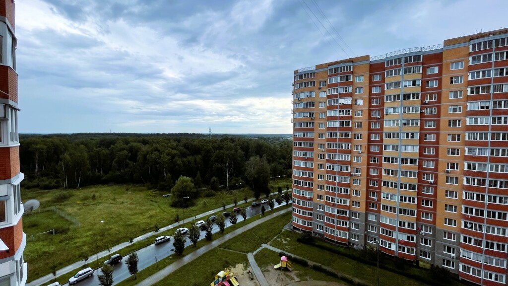 Калуга: 2х комнатная квартира на 65 лет Победы