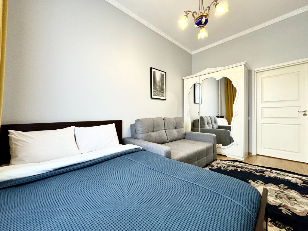 Санкт-Петербург: Апартаменты SpbStay Пушкинская 8