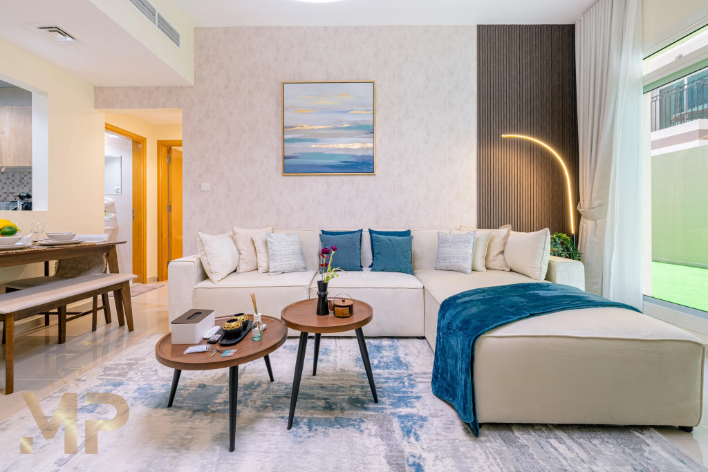 Дубай: Апартаменты Marco Polo Apartment With Garden  Spacious  Newly Furnished