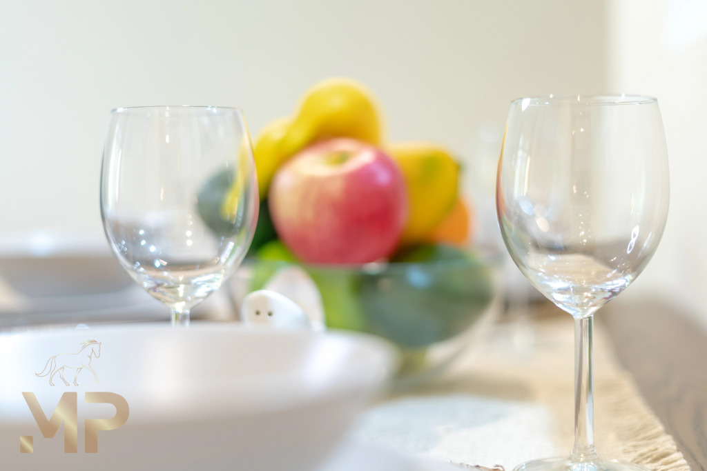 Дубай: Апартаменты Marco Polo Apartment With Garden  Spacious  Newly Furnished