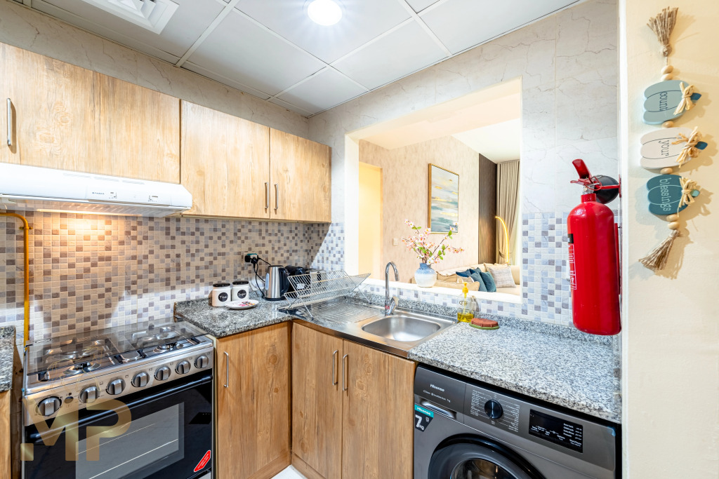 Дубай: Апартаменты Marco Polo Apartment With Garden  Spacious  Newly Furnished