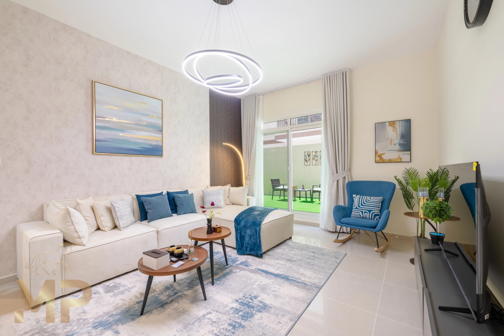 Дубай: Апартаменты Marco Polo Apartment With Garden  Spacious  Newly Furnished
