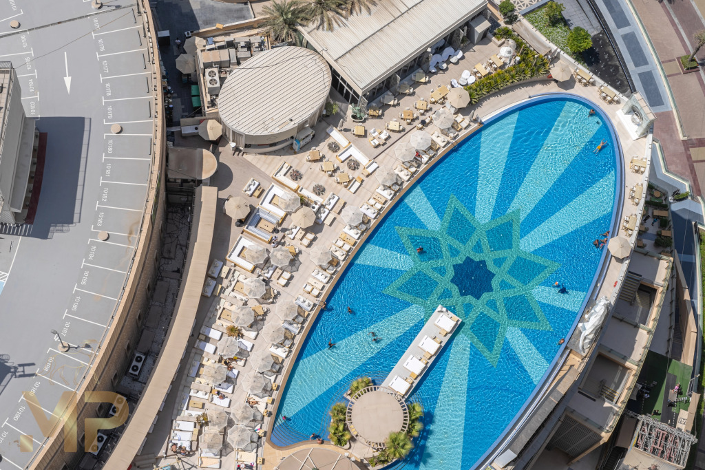 Дубай: Апартаменты Marco Polo Chic 1BR in Marina Hub Expansive Balcony