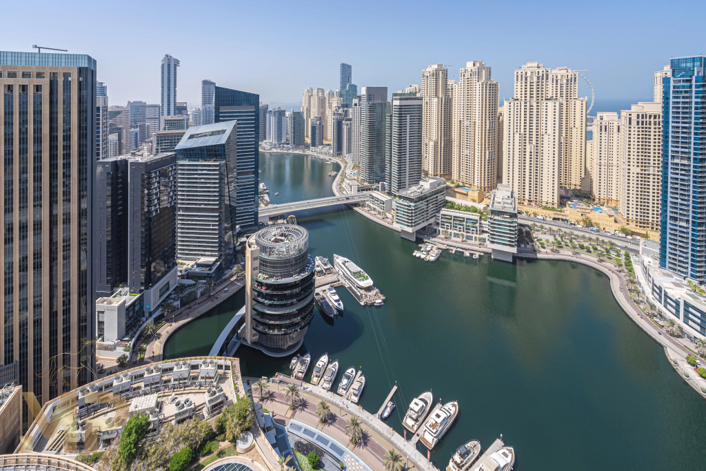 Дубай: Апартаменты Marco Polo Chic 1BR in Marina Hub Expansive Balcony